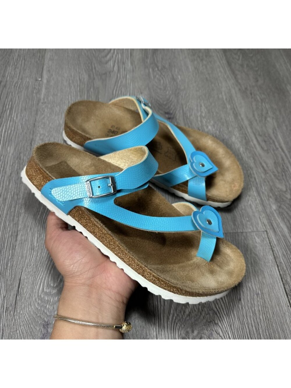 Birkis Birkenstock Lennox II Blue Teal  White Heart Toe Loop Sandals sz 37/6.5